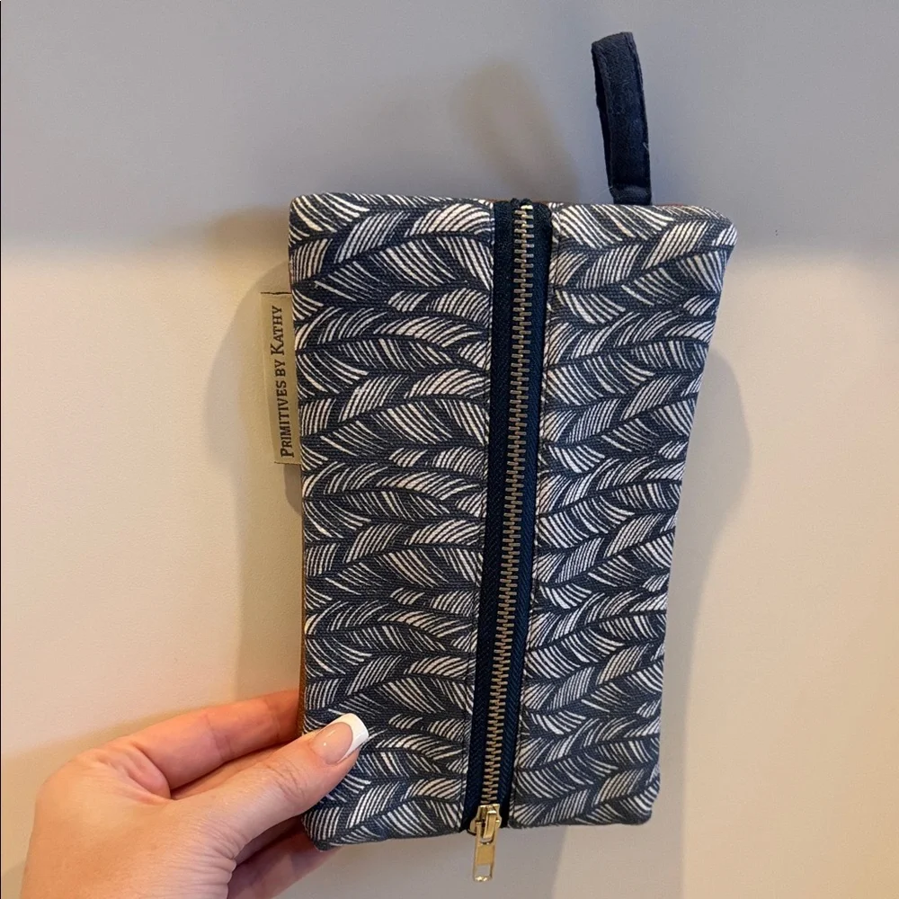 Primitives by Kathy Navy and White Leaf Pattern Pencil Case Pouch NWT